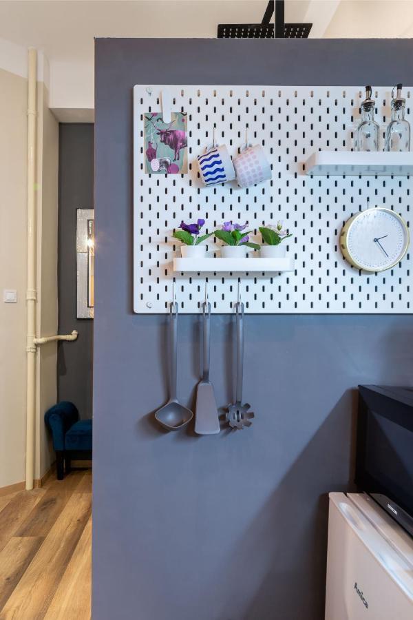 Economy Downtown Design Apartments - Free Parking - Balcony - Super Puplic Transport - Ac Budapest Exterior foto