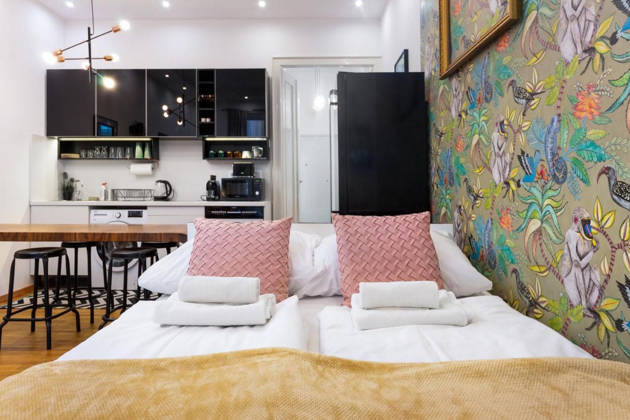 Economy Downtown Design Apartments - Free Parking - Balcony - Super Puplic Transport - Ac Budapest Exterior foto